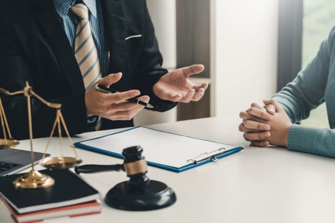 Réunion durant une médiation judiciaire